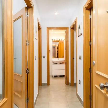 Apartment C54 - Homey 2 Bedroom In Town *
